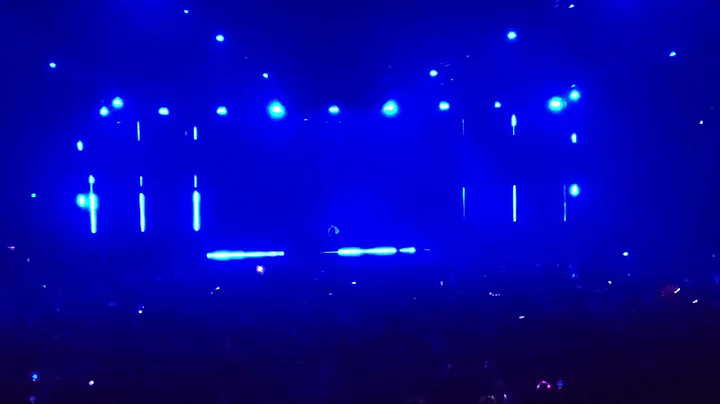 Porter Robinson plays "Rooler & Kronos - FCK DAT!", Give Thanks, Cow Palace, Daly City, CA, 2023