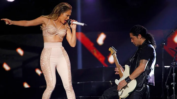 Jennifer Lopez - Selena Tribute [BILLBOARD LATIN M...