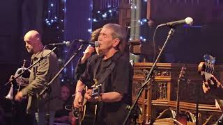 Michael head and the red elastic band (Ambrosia) 21/5/24 St michaels.vid by peter kevan.