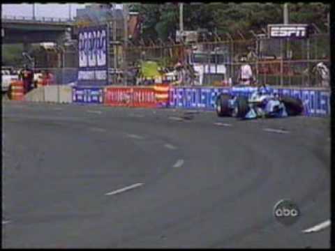 1997 CART Toronto - Bryan Herta spins; Greg Moore ...