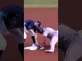 The textbook definition of a perfect throw 🤌