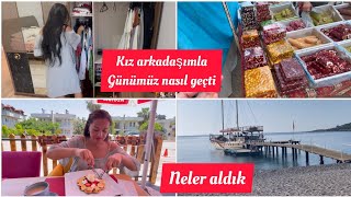 Bugün Restorant Yoksadece Kendi̇me Ayrilan Günpazar Gezdi̇kgardrobumu Düzenledi̇m