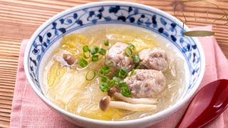 Chinese soup with chicken and corn شربة صينية