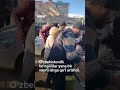 Туркия Ўзбекистонликлар зилзила жабрдийдаларига палов иссиқ овқат тарқатишмоқда Bbcuzbek Turkey Туркия Ўзбекистонликлар зилзила жабрдийдаларига палов иссиқ овқат тарқатишмоқда Bbcuzbek Turkey