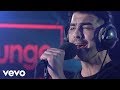 DNCE - Hands To Myself (Selena Gomez in the Live Lounge)