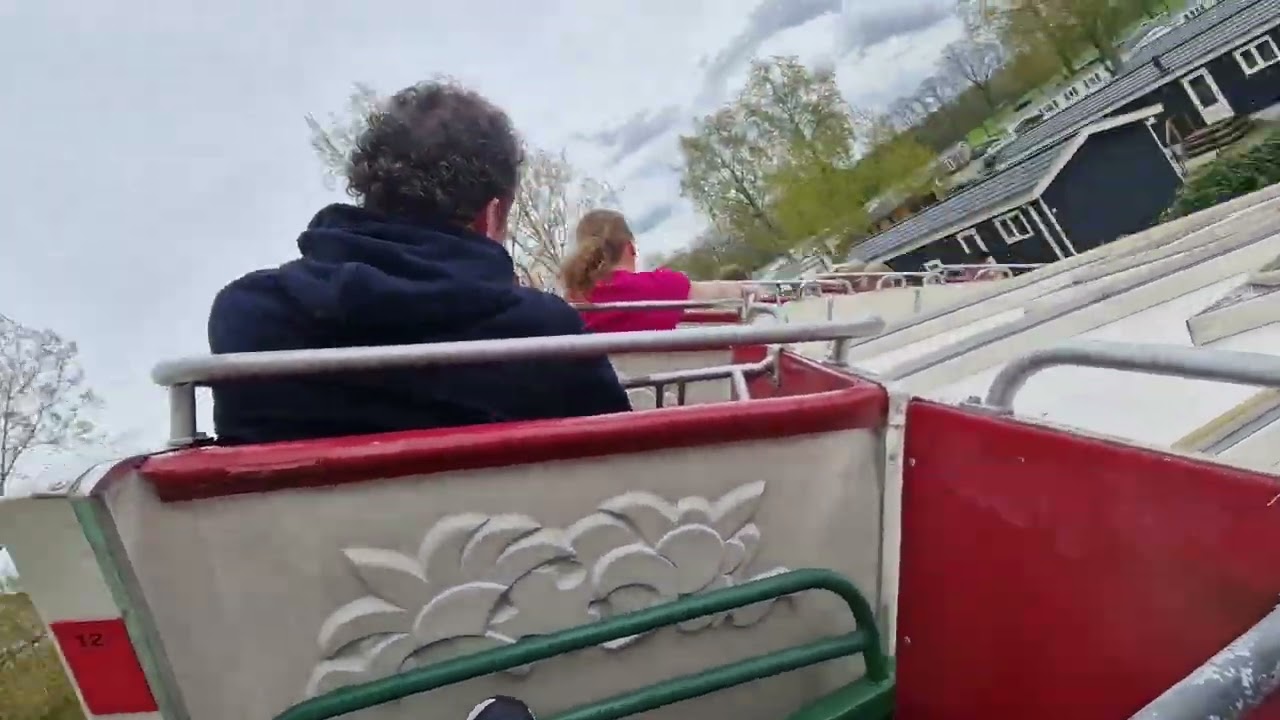 Hully Gully (Onride) Attractiepark de Waarbeek 2023