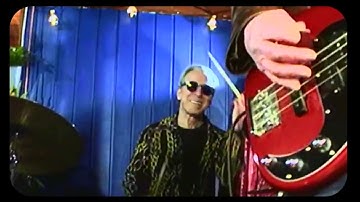 THE VACUUM CLEANERS: Non-stop [Official Video]