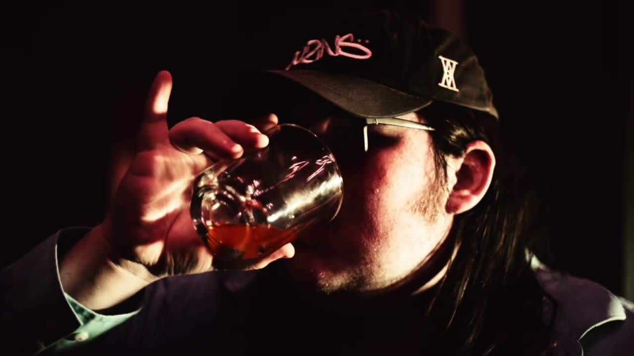 Chon$ - “how u move” (Official Video) auf YouTube ansehen Chon$ - “how u move” (Official Video) auf YouTube ansehen