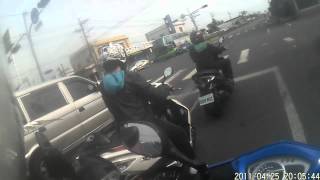 對向車三台擦撞