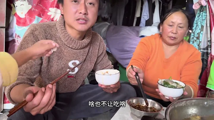 一家7口的出租屋最底層打工人的真實生活，原來是這樣的。#農村生活 #打工 - 天天要聞