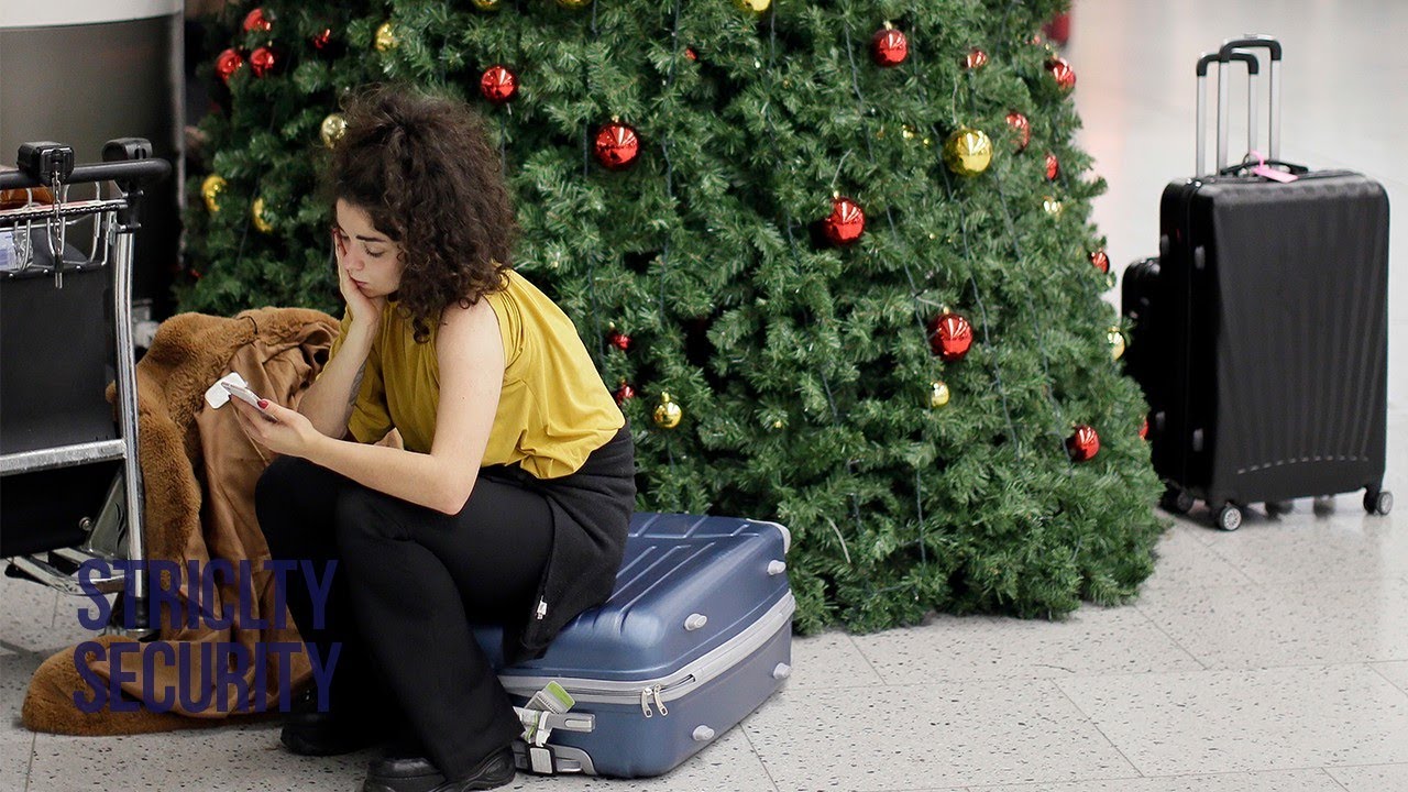 gatwick airport damaged luggage