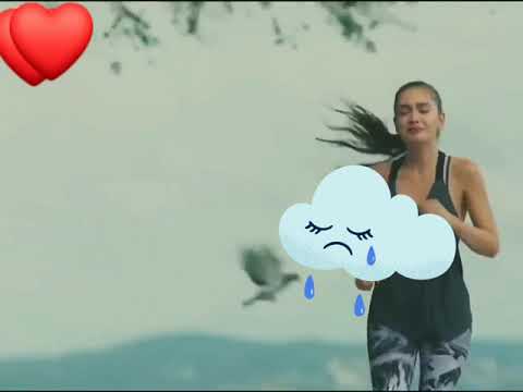 عيناك نافذتان على حلم لا يجيء وفي كل حلم أرم م حلما وأحلم