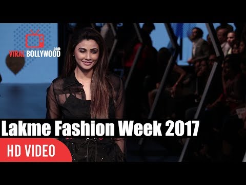 daisy-shah-at-lakme-fashion-week-winter-festive-2017-|-grand-finale-day---05-|-#lfw2017