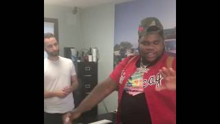 Fatboy Sse Buys His Girl A New Car