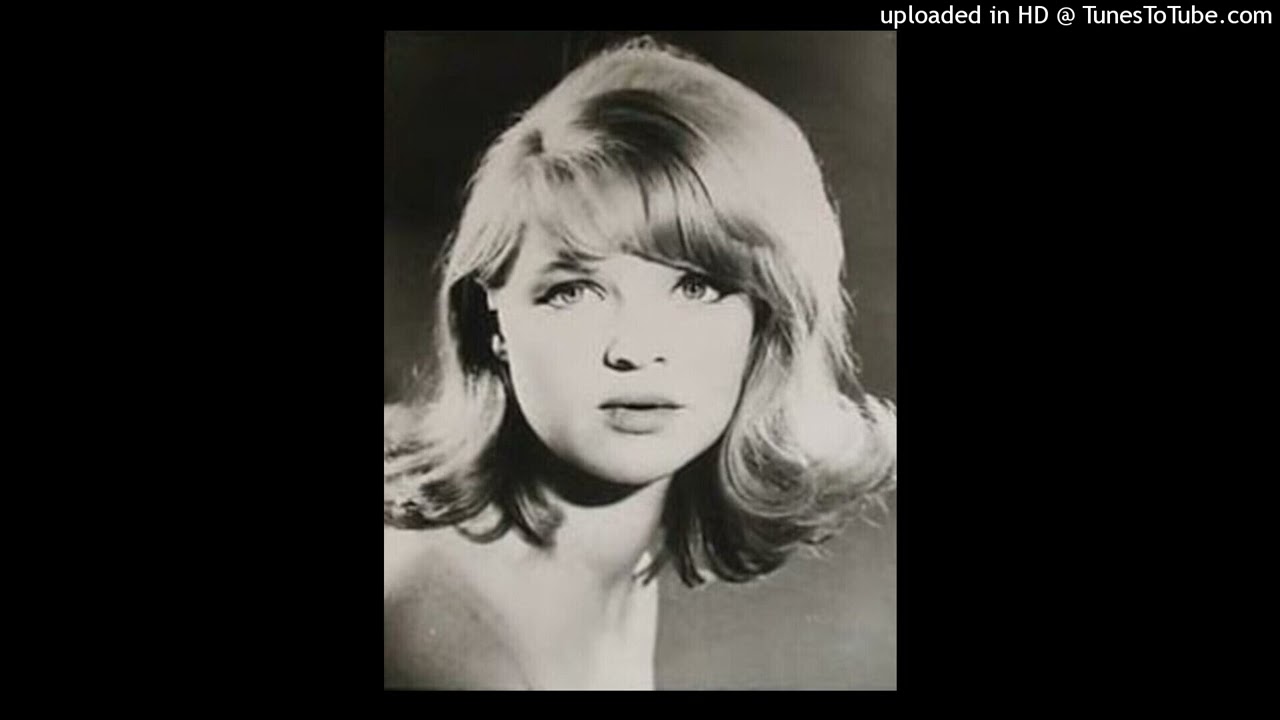 Mia Lewis - Nothing Lasts Forever