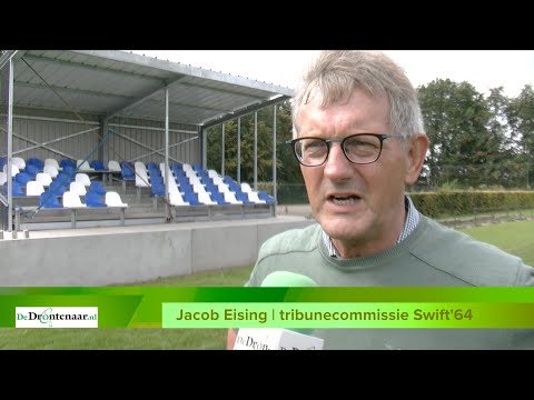 VIDEO | Swift’64 hartstikke blij en trots op nieuwe tribune: „Waar opa en oma kunnen zitten”