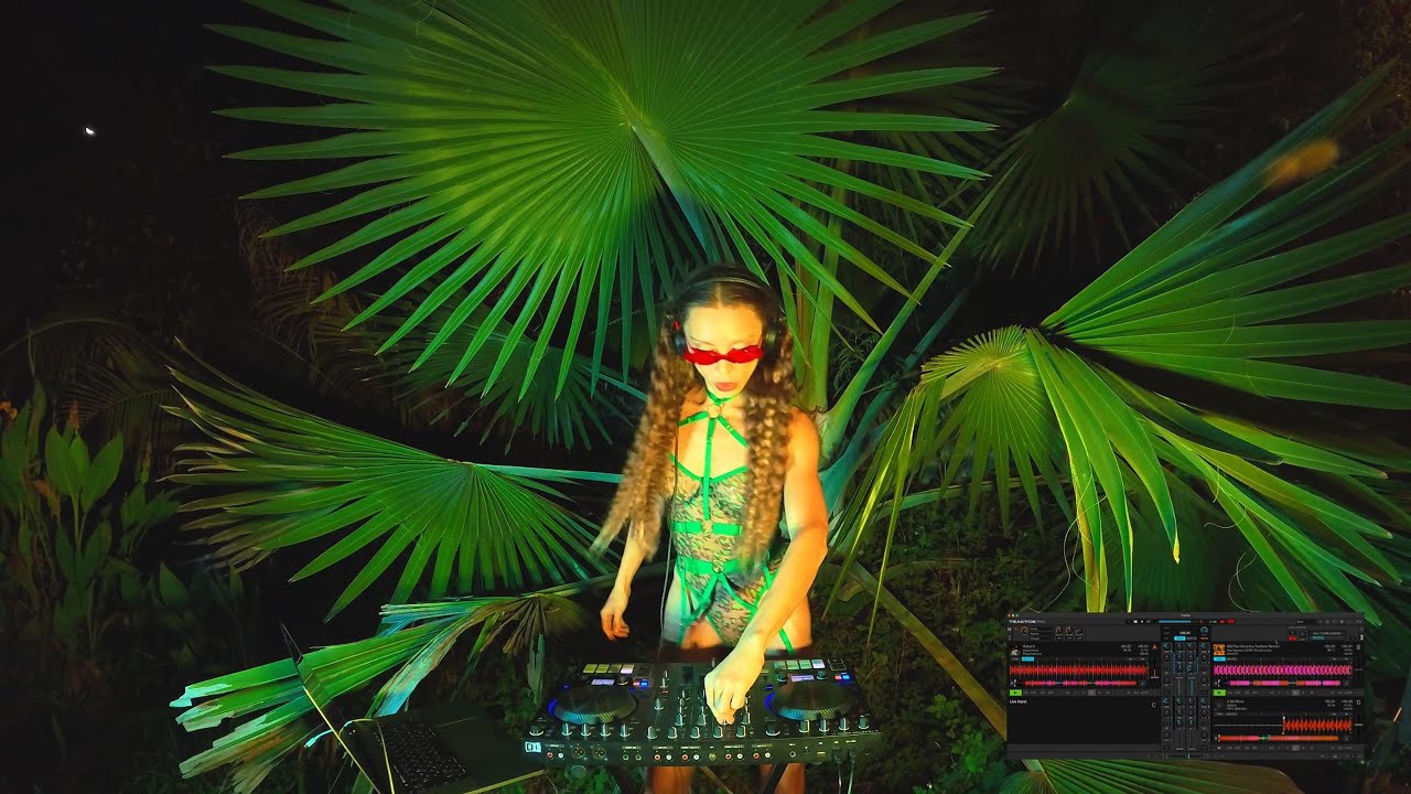 Obejrzyj Hypnotic Percussive Groove Techno 145 bpm Dj Mix w YouTube Obejrzyj Hypnotic Percussive Groove Techno 145 bpm Dj Mix w YouTube