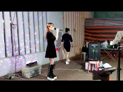 20211124     HK街頭藝人     思詩     羞答答的玫瑰靜悄悄地開