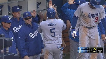 LAD@SD: Gordon hits an RBI single to center field