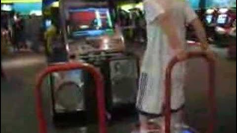 ddr-max 300 heavy AAA cartoon hero