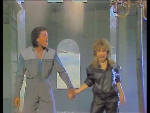 Jermaine Jackson & Pia Zadora - When the Rain begi...