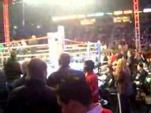 Rafael Marquez vs. Israel Vasquez III - Ringside C...