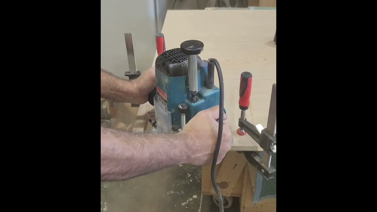 How can you use a router to cut with a template ? 