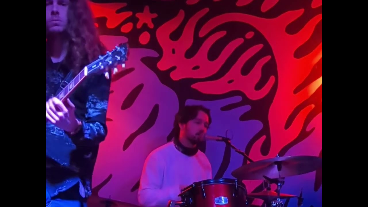 Impeccable Vibes - Them Changes (Thundercat Cover) live @ The Slipper Clutch