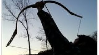 Primitive Technology/Modern Performance - Let's Build the Bamboo Horse Bow in less than an hour