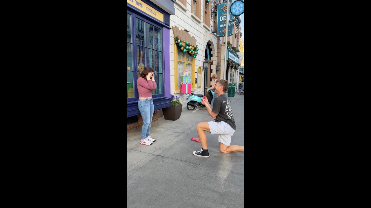 She never let go of his hand! 🤯