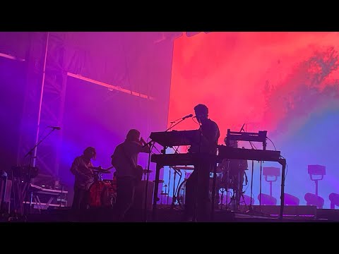 TAME IMPALA //