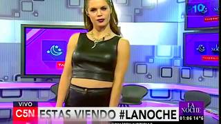 Flor Ventura Encuerinada Como Gata, Hacia Un Desfile