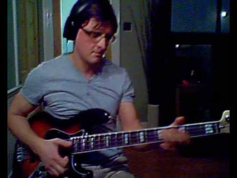 Luther Vandross - She's a Super Lady - Bass play along