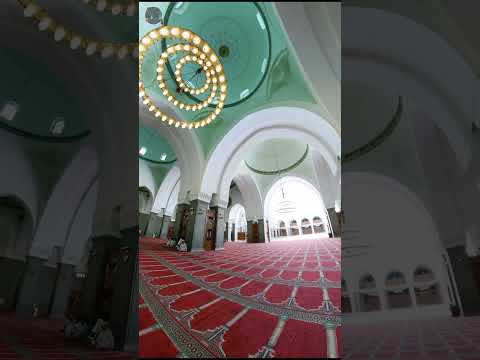 مسجد قباء من الداخل  