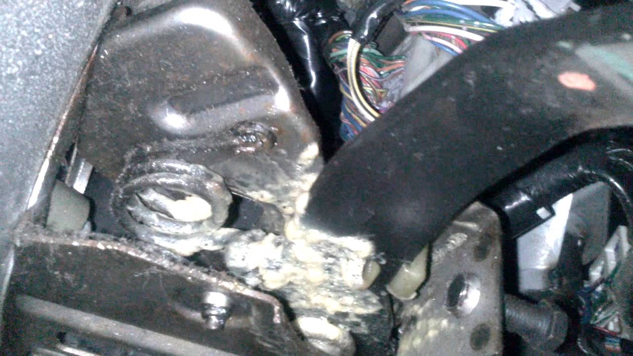 Clutch pedal stuck halfway Nissan Primera P11 YouTube