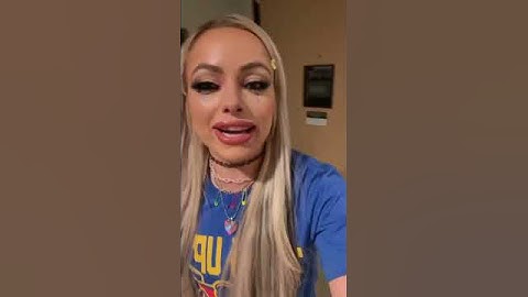 Raquel & Aliyah pound on Liv Morgan’s door after Smackdown! #smackdown