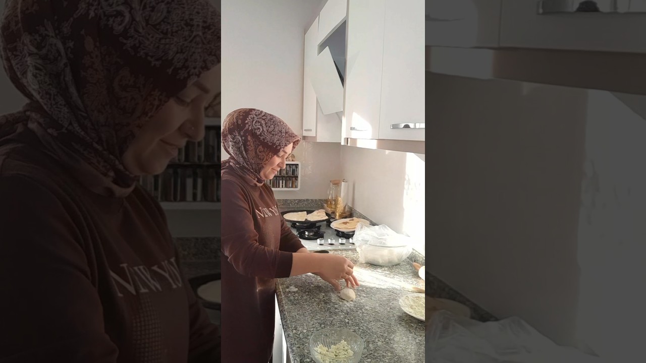 #keşfet#yemektarifleri#destek #gözleme#börek#hamurişi #elaçmasıbörek KANALIMA ABONE OLMAYI UNUTMAYIN #keşfet#yemektarifleri#destek #gözleme#börek#hamurişi #elaçmasıbörek KANALIMA ABONE OLMAYI UNUTMAYIN