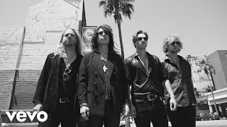 The Struts Ft. Robbie Williams - Strange Days