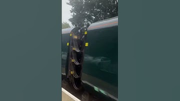 Class 800 passes with tones keynsham