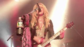 Orianthi - Glam Nation Tour Hampton Beach - Suffocated