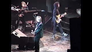 I Won't Back Down & Free Fallin' - Tom Petty & HBs live 1990 (video!)