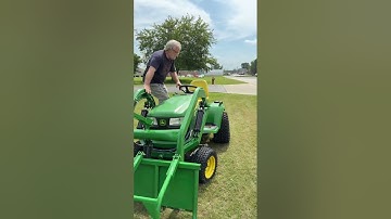 How to Attach & Detach the QuikGrapple | Little Bull Loader QuikSystem