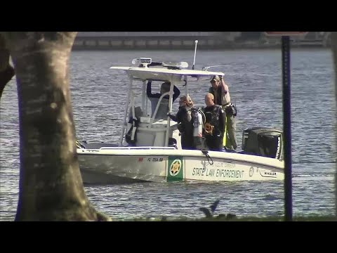 Divers find body in Blue Lagoon
