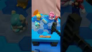 氷を割るよ！わー！　　　　　　Break the ice ! wow ! #shorts　　　　　　　