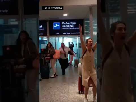 Ezeiza: Metió un gol Argentina y hasta el guardia se fue a festejarlo #shorts