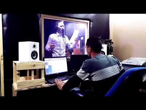 شاب هشام يغني لشاب عزالدين