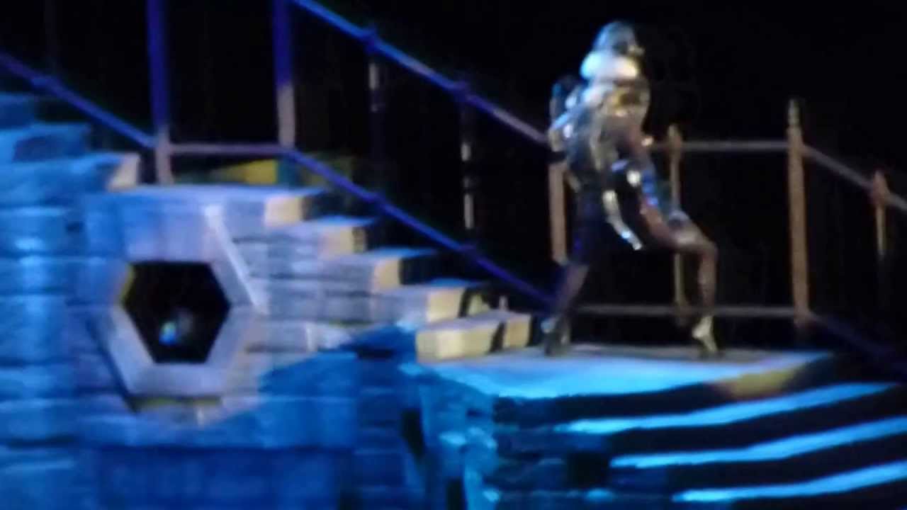 Lady GaGa Live Hong Kong - Highway Unicorn - Gouvernment Hooker