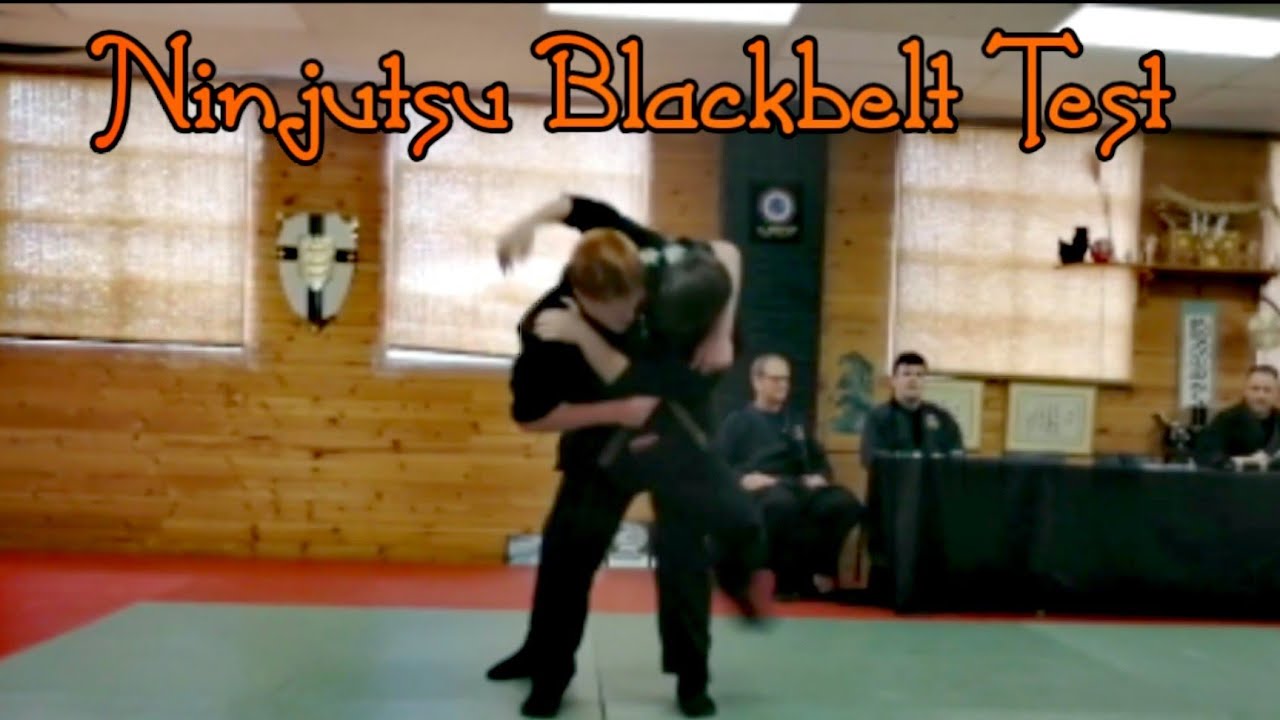 Ninjutsu Bujinkan sparring at Blackbelt testing - grappling and