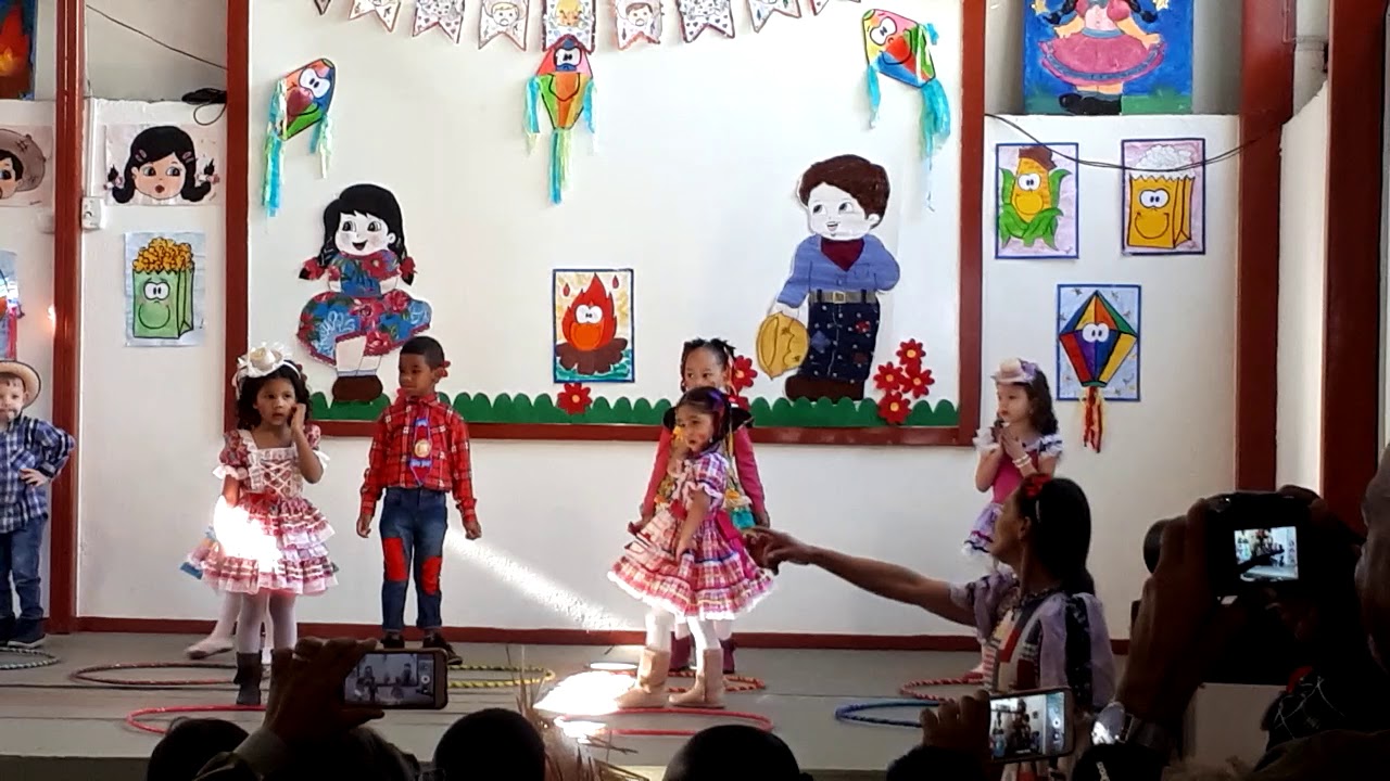 Planta Bambolê - Palavra Cantada - Música Infantil Quadrilha Festa Junina - YouTube