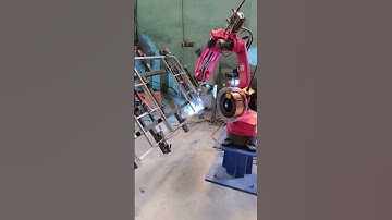 Bàn giao Robot hàn mig cho xưởng sản xuất